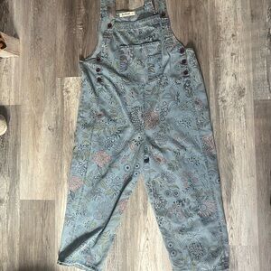 Three bird nest High Hopes Slouchy floral blue denim overalls